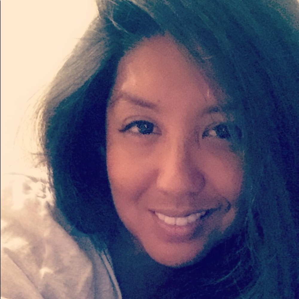 Meet your Posher, Rebeca